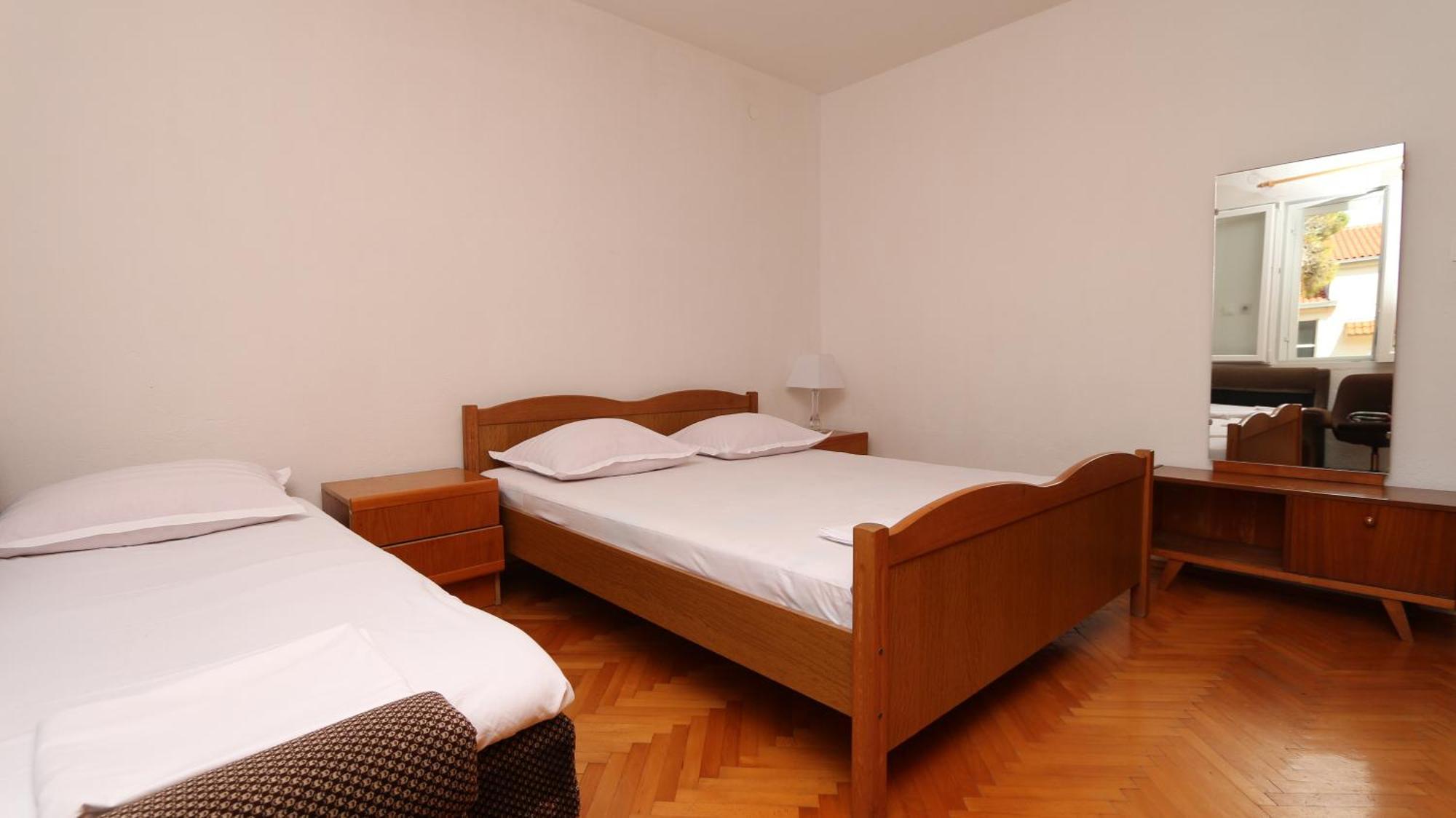 Dinka Guesthouse Makarska Exterior photo