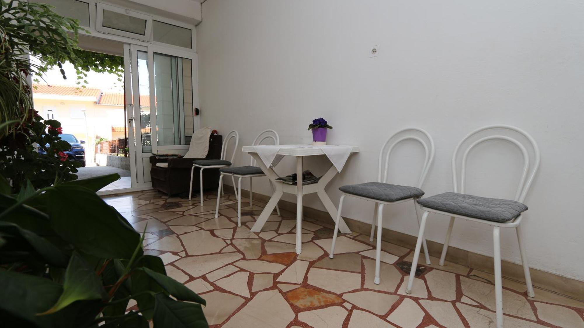 Dinka Guesthouse Makarska Exterior photo